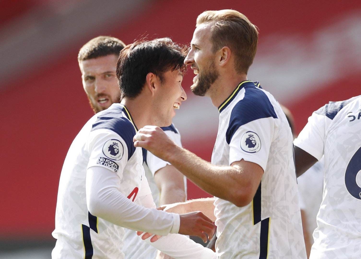 全磁悬浮植入式心室辅助装置